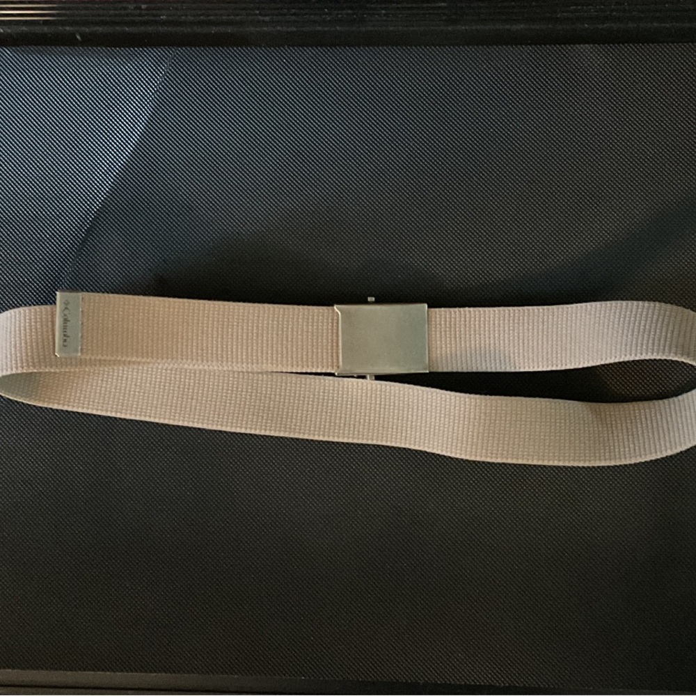 Columbia Men's Tan Belt with Silver Buckle